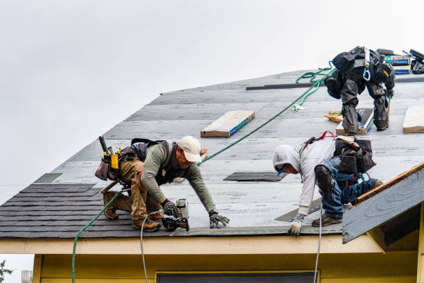 Professional Gutter Installation technician working in Hudson, NH